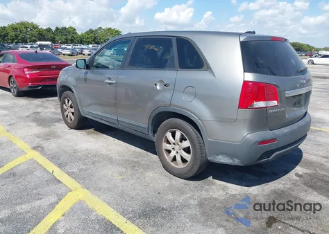 2011 Kia Sorento Lx z USA, uszkodzony, nr VIN 5XYKT3A1XBG139154